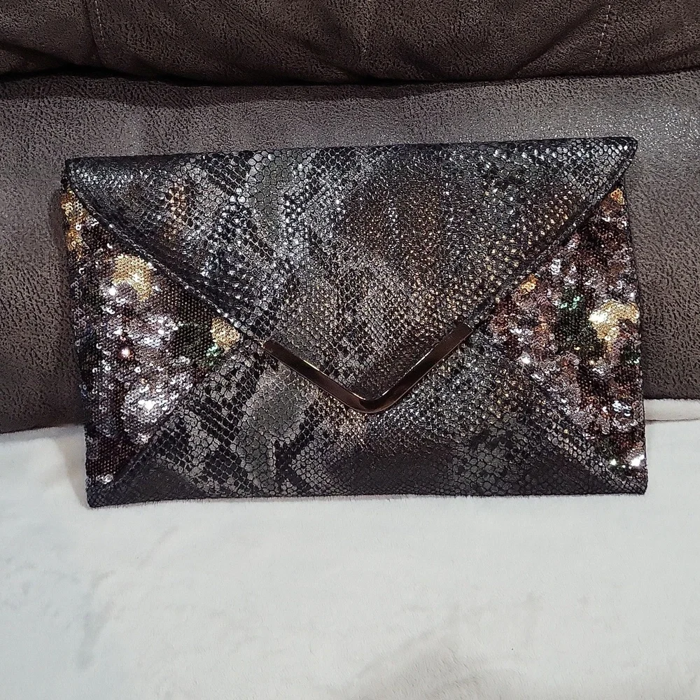 Big Buddha Clutch Bag - Picture 12 of 16